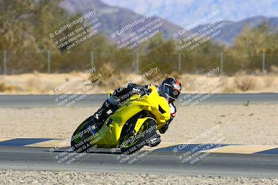 media/Jan-09-2022-SoCal Trackdays (Sun) [[2b1fec8404]]/Turn 6 (1035am)/